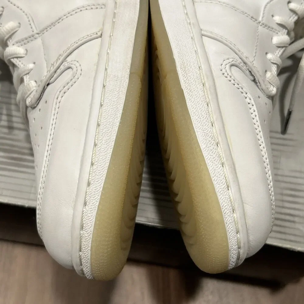 Vintage Air Jordan Retro 1 White Metallic Silver 2002 Sneakers Size 14 Pre-Owned